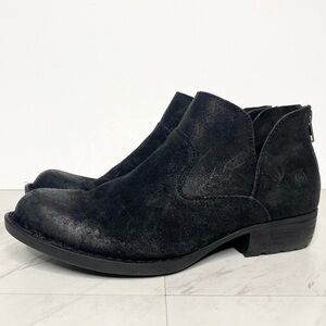 Born Beth Black Distressed Suede Bootie 8 1/2 M